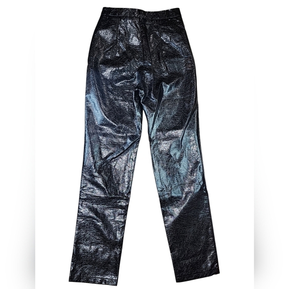 White Fox Boutique Im The Only One Faux Leather Patent Pant NWT - Picture 3 of 12